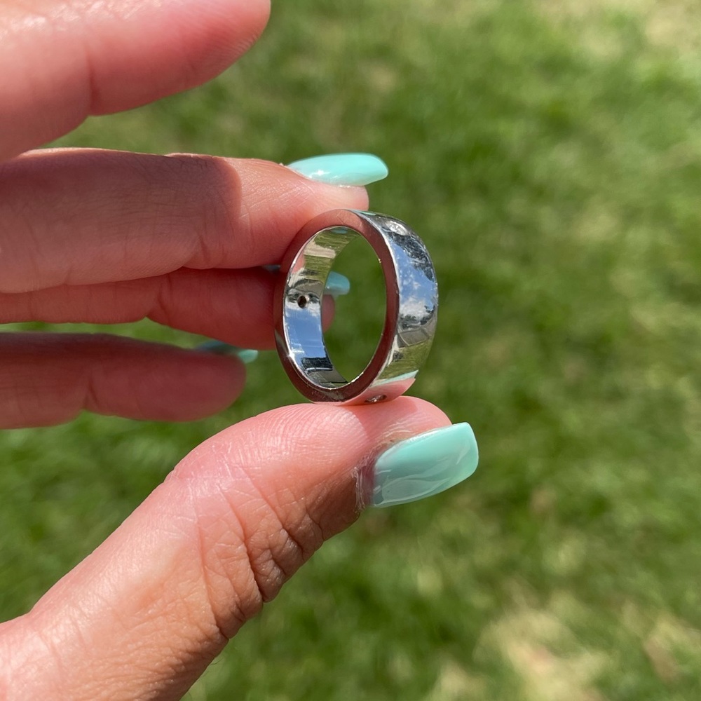 Men's wedding band